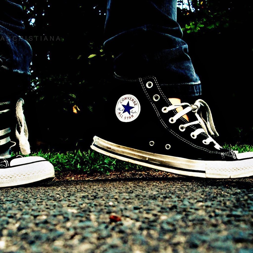 Прогулка в кедах Converse