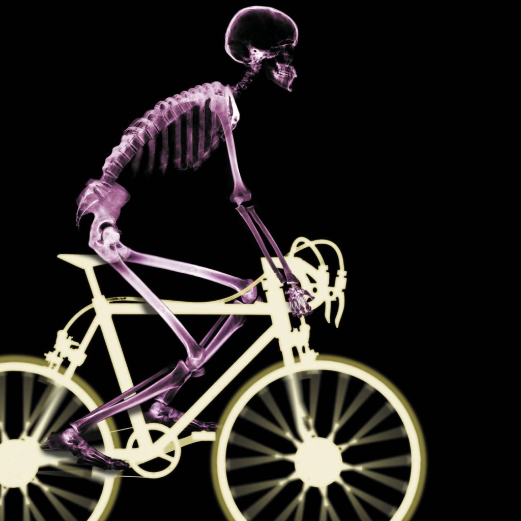 Рентген человека на велосипеде