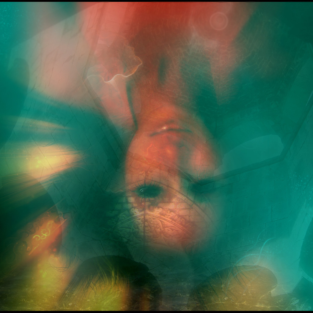 Отражение девушки