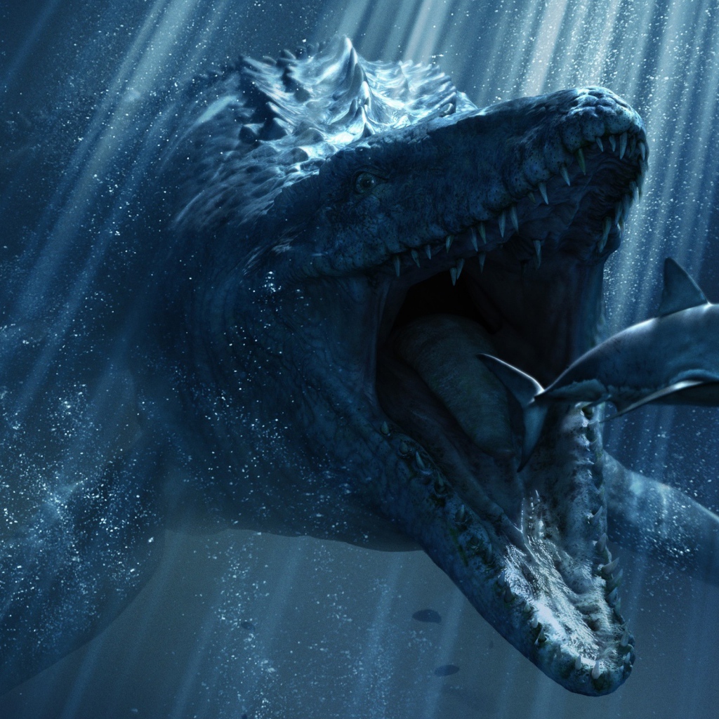 Монстр охотится за акулой под водой