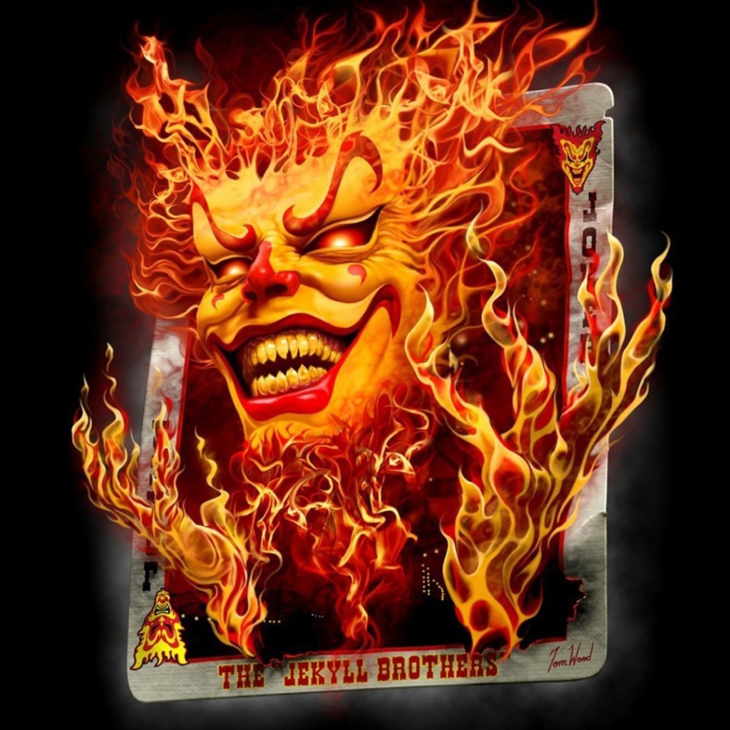 Фигура Джокера из огня