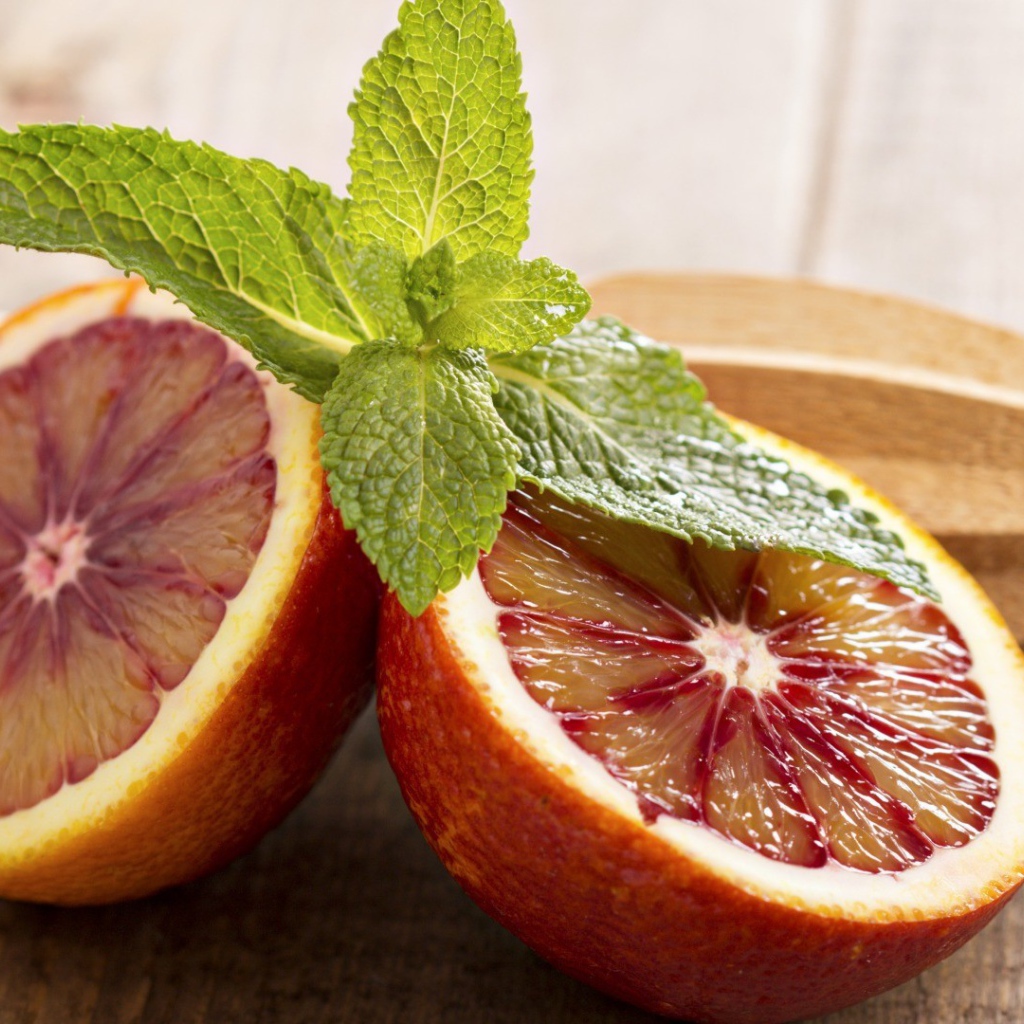 Необычный цитрусовый фрукт