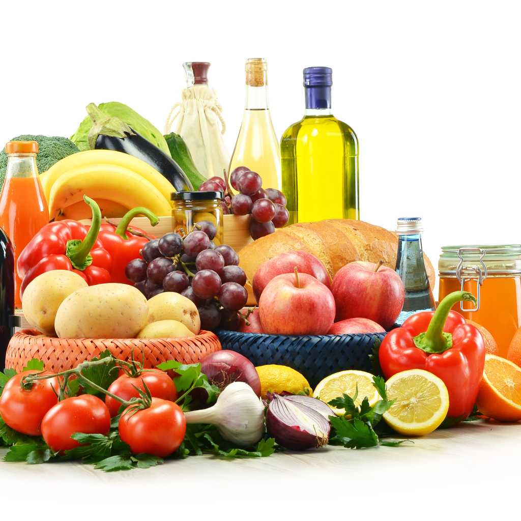 Вино , лимоны и фрукты