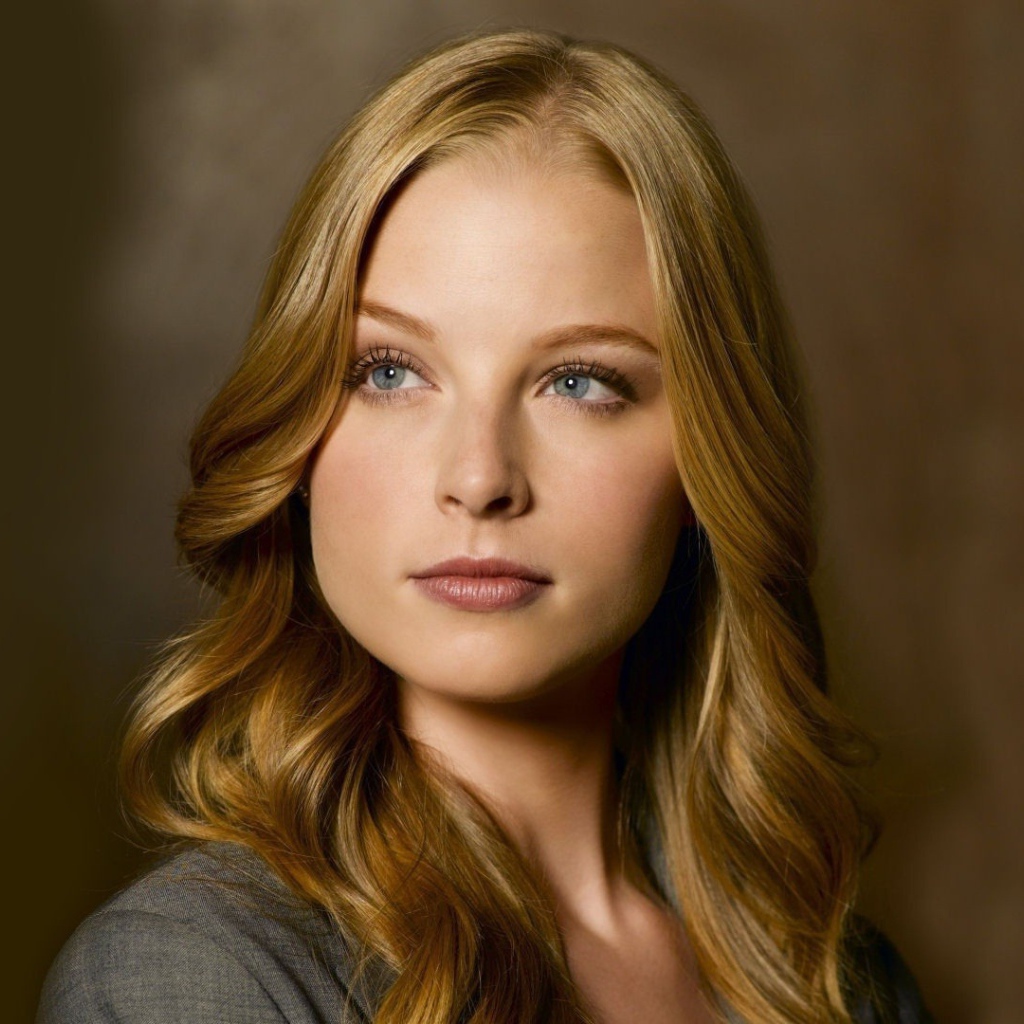 Модель блондинка Рейчел Николс