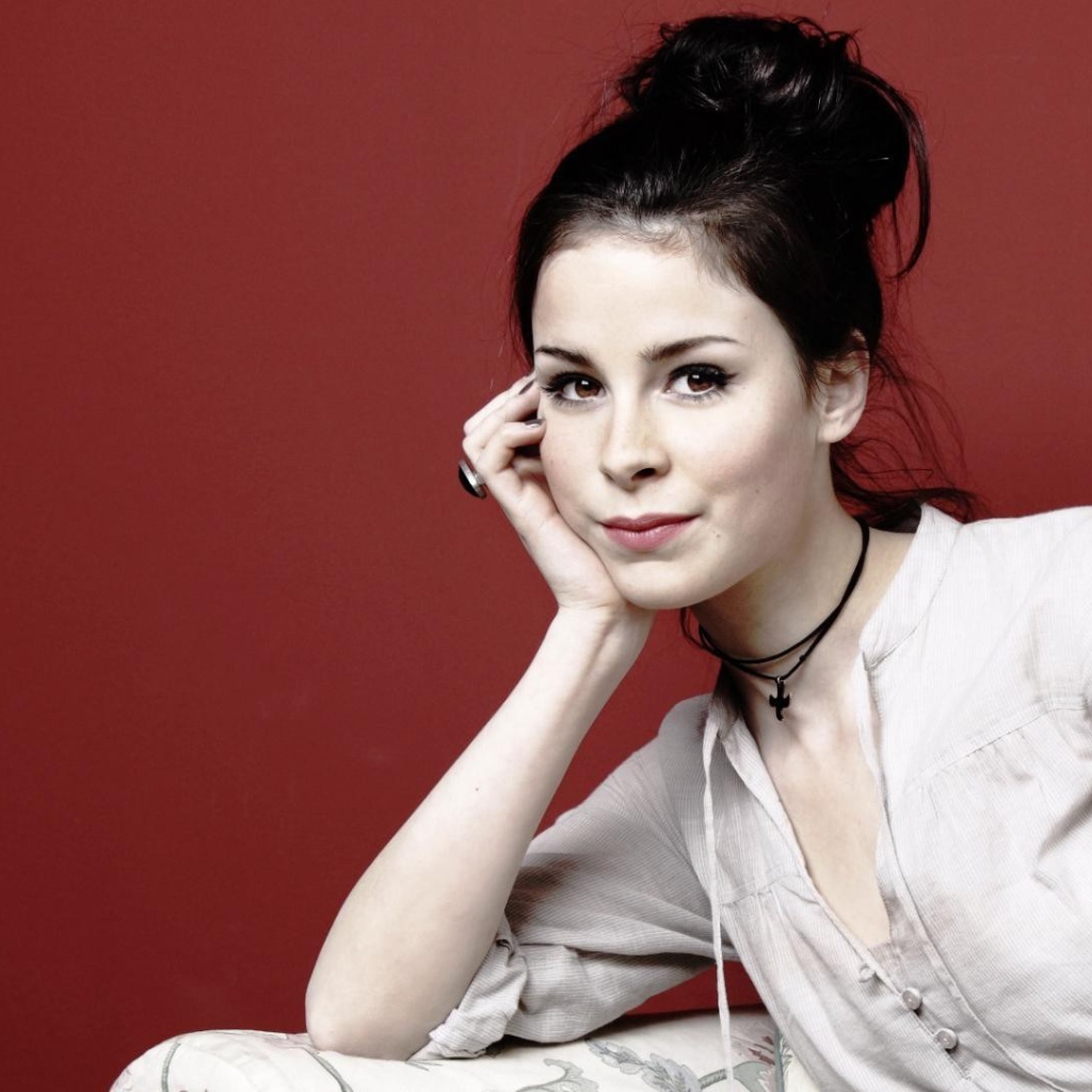 Певица брюнетка Лена Майер-Ландрут