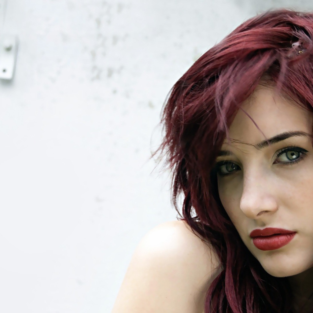 Милая девушка Сюзанна Кофи