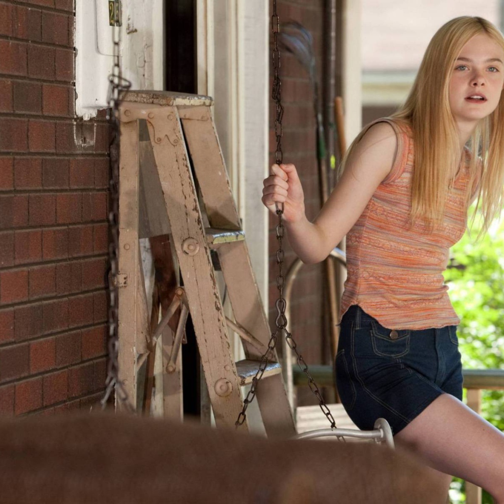 Девушка модель Элли Фанинг