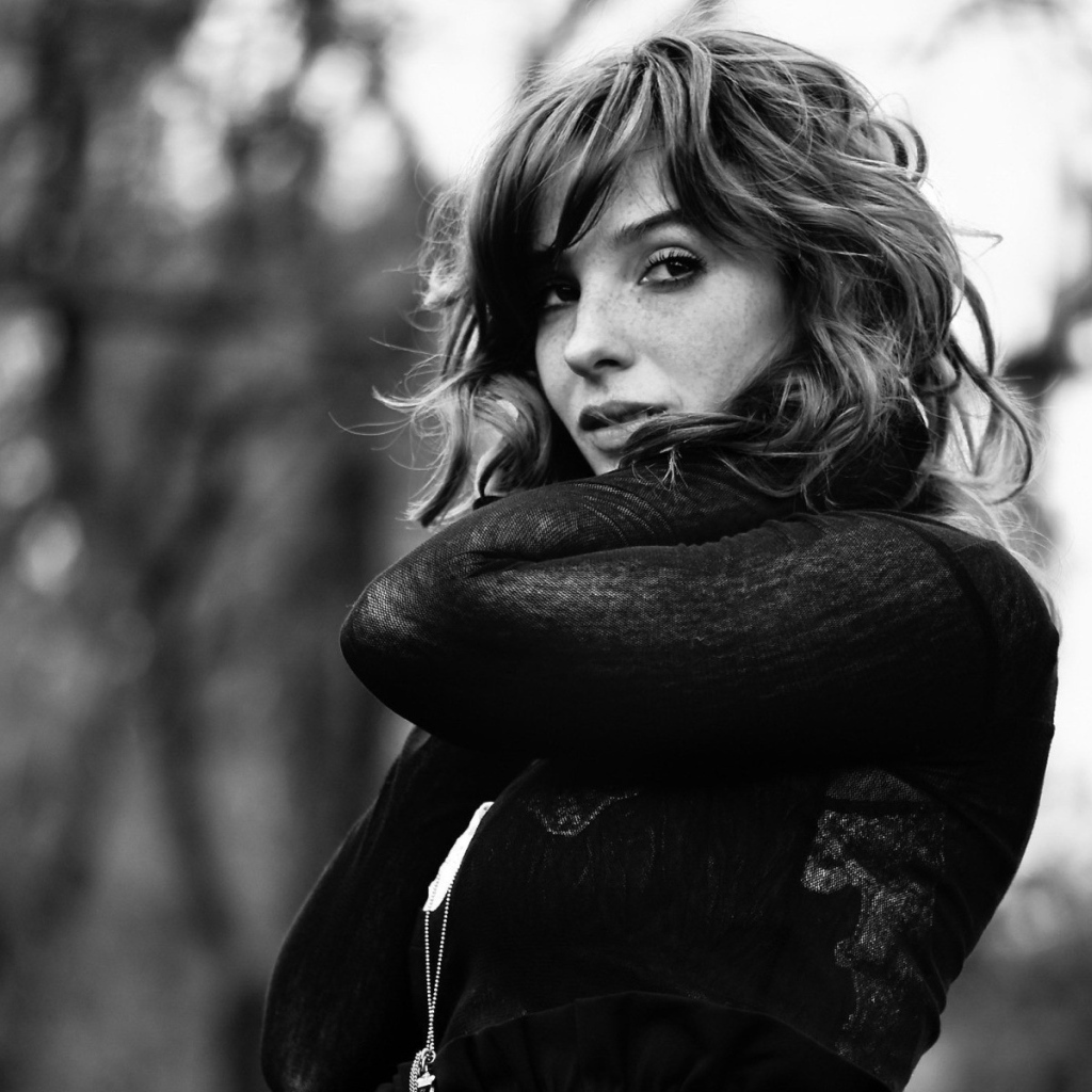 Девушка модель Вика Керекес