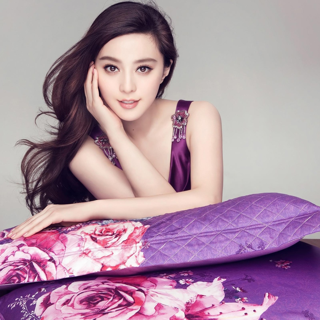 Певица и актриса Фань Бинбин