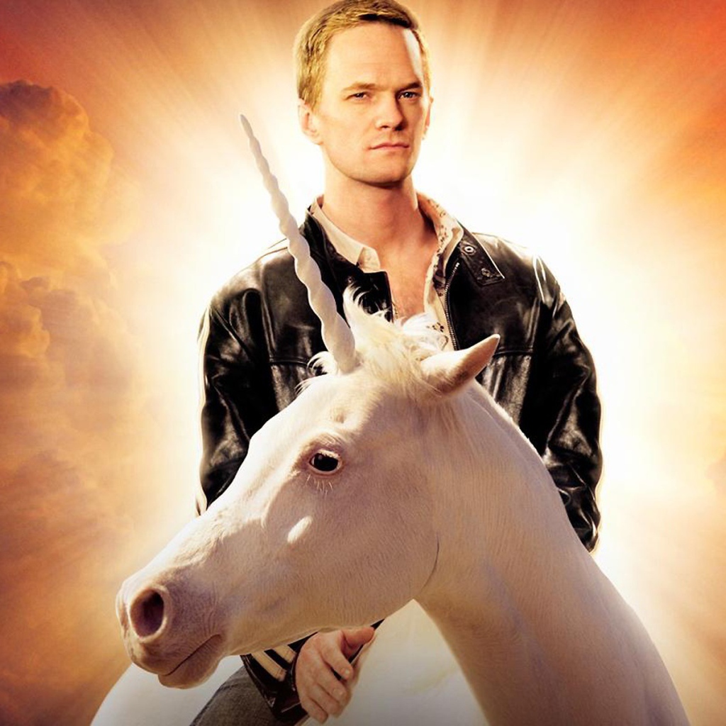 Нейл Патрик Харрис верхом на единороге
