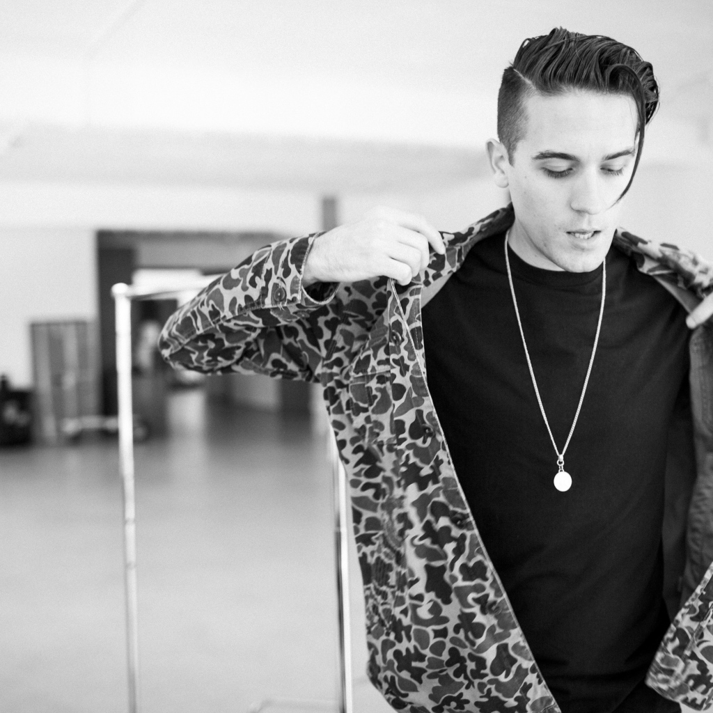 Певец Эрл Гиллум