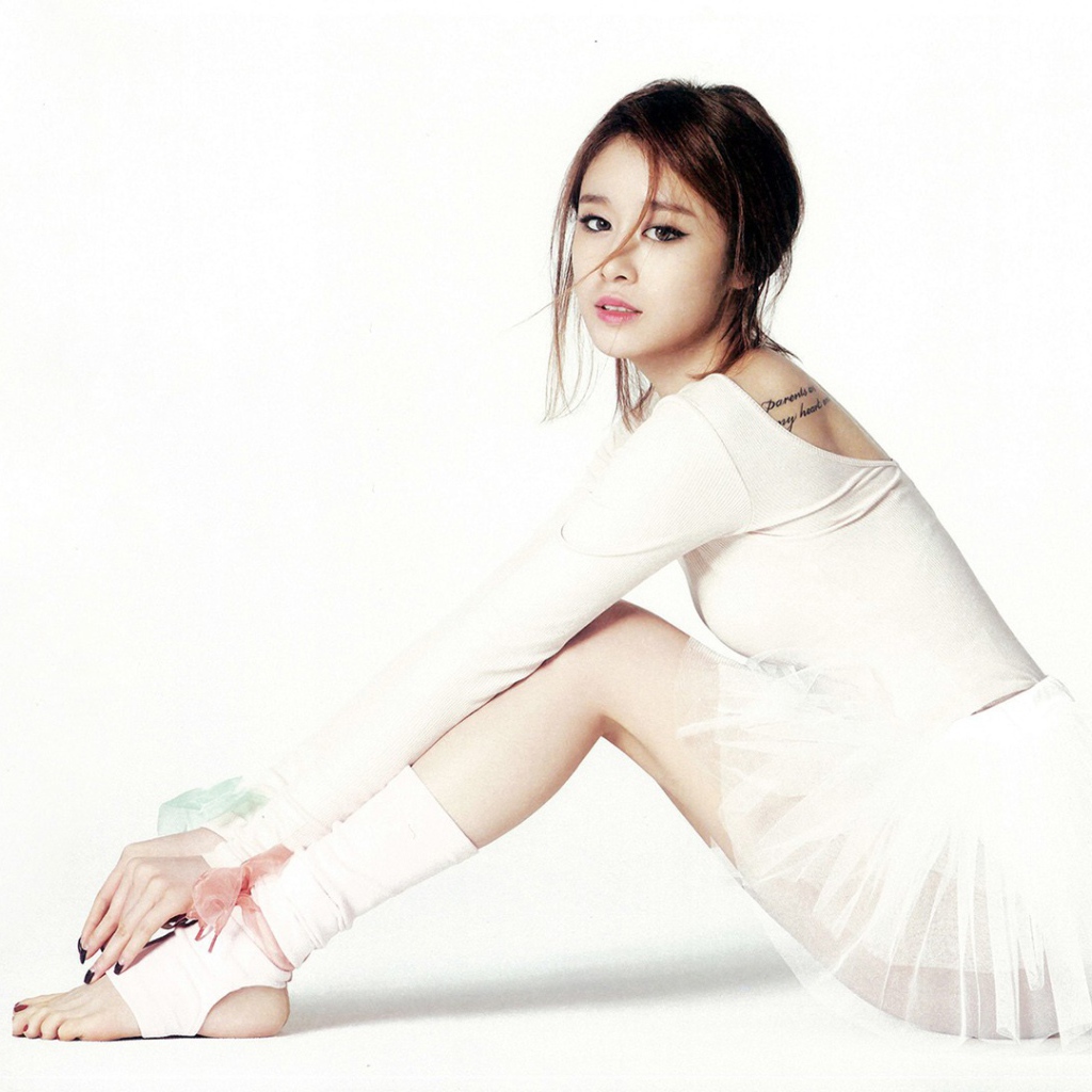 Девушка балерина, группа T-ara