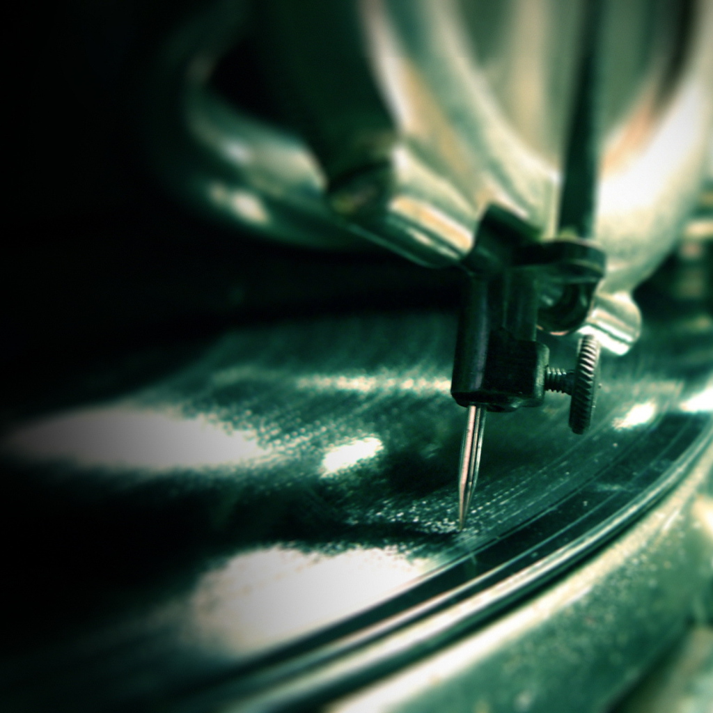 Игла патефона