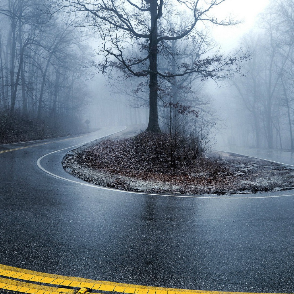 Крутой поворот на дороге