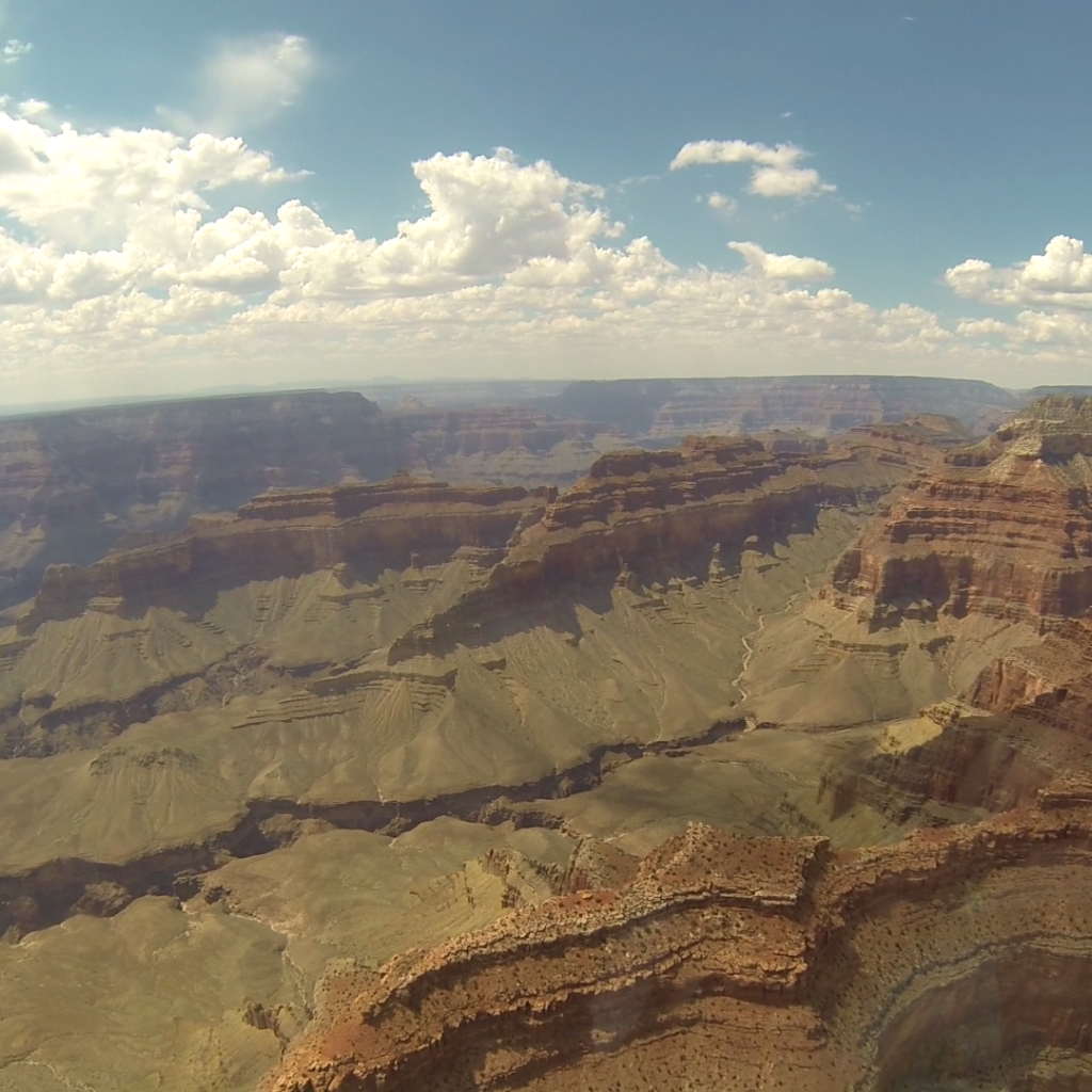Полет над каньонами в Аризоне