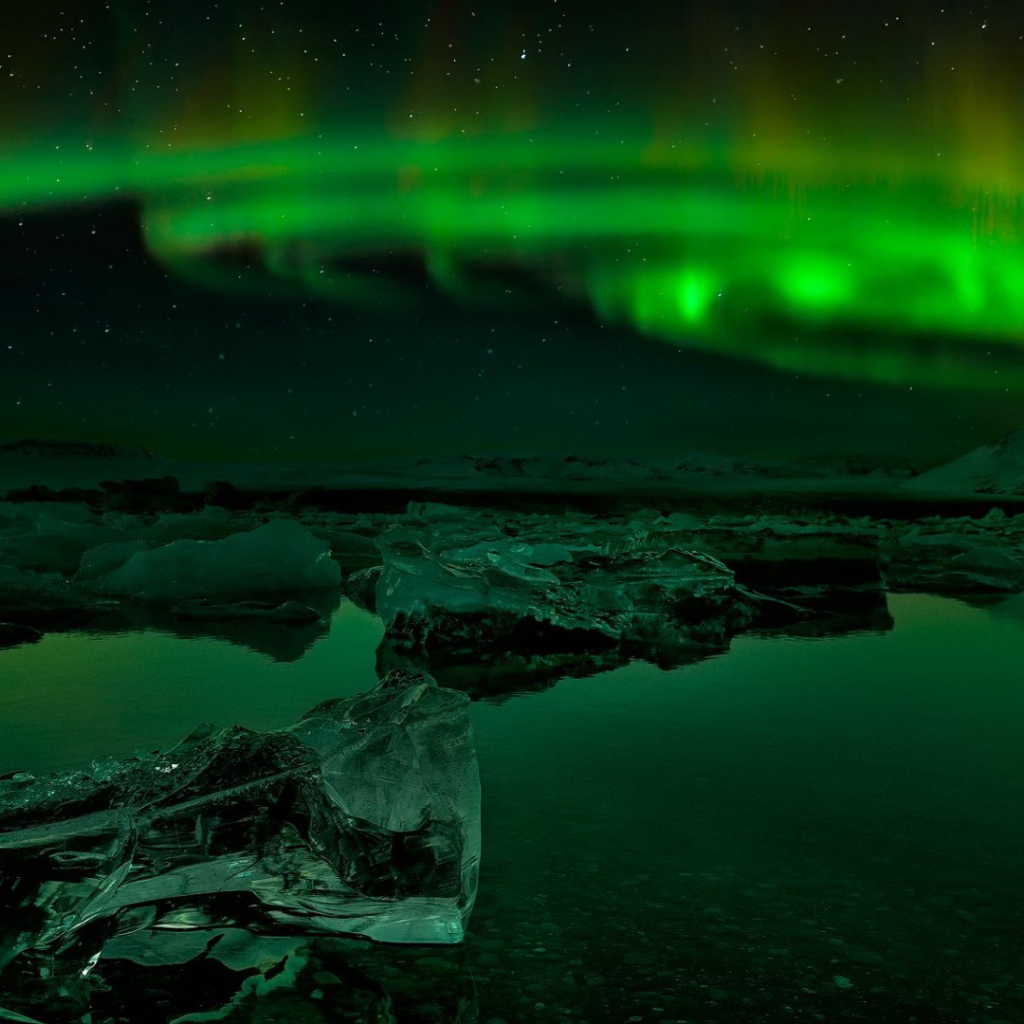 Зеленое северное сияние