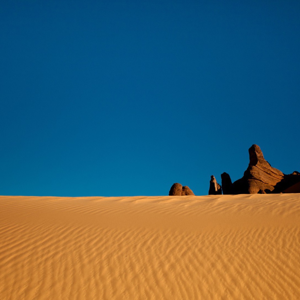 Скалы на краю пустыни