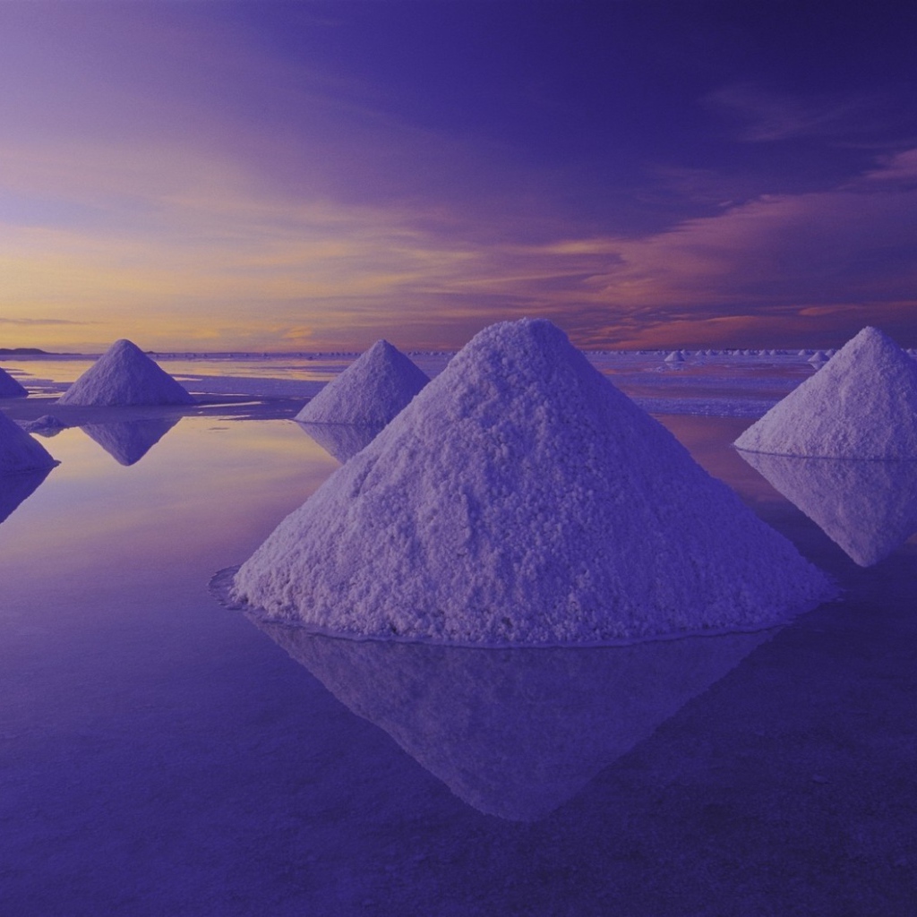 Белая пустыня из соли