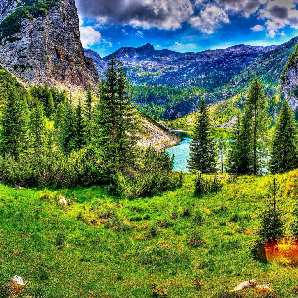 Завораживающий горный пейзаж, HDR фото