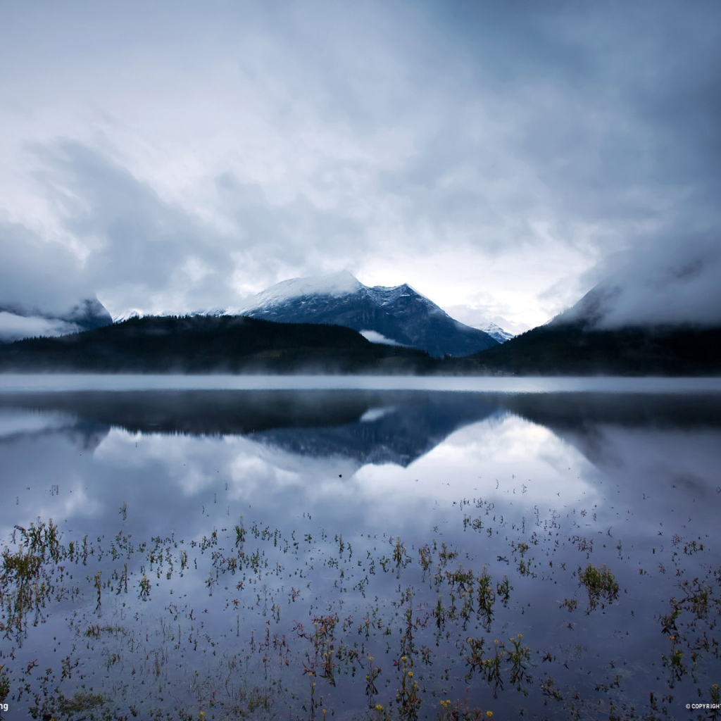 Солнечный свет за горами