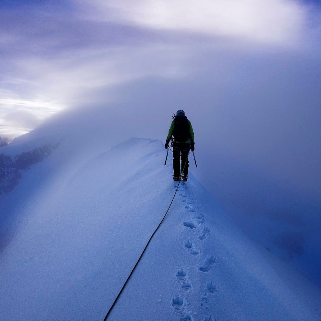 Прогулка по горной вершине