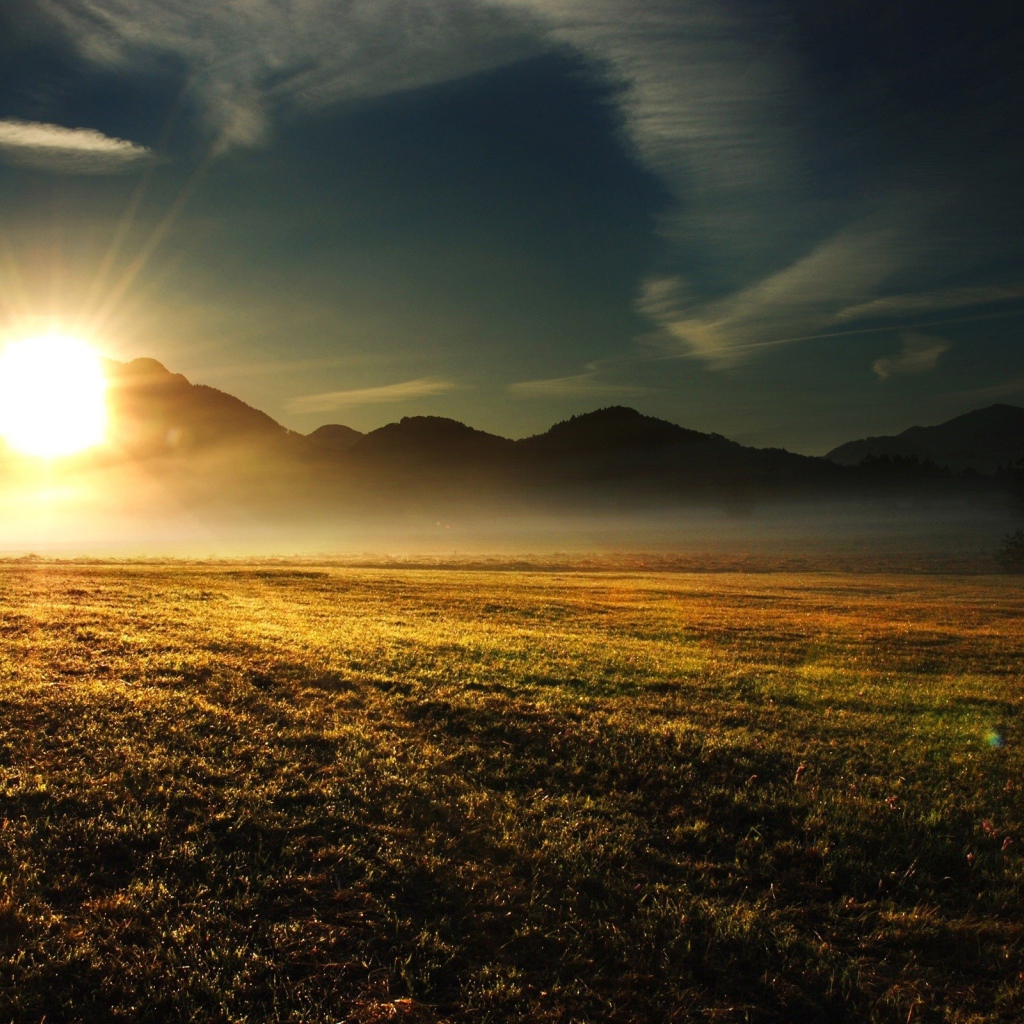 Вечерний туман на закате