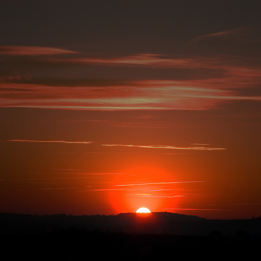 Ореол вокруг солнца на закате