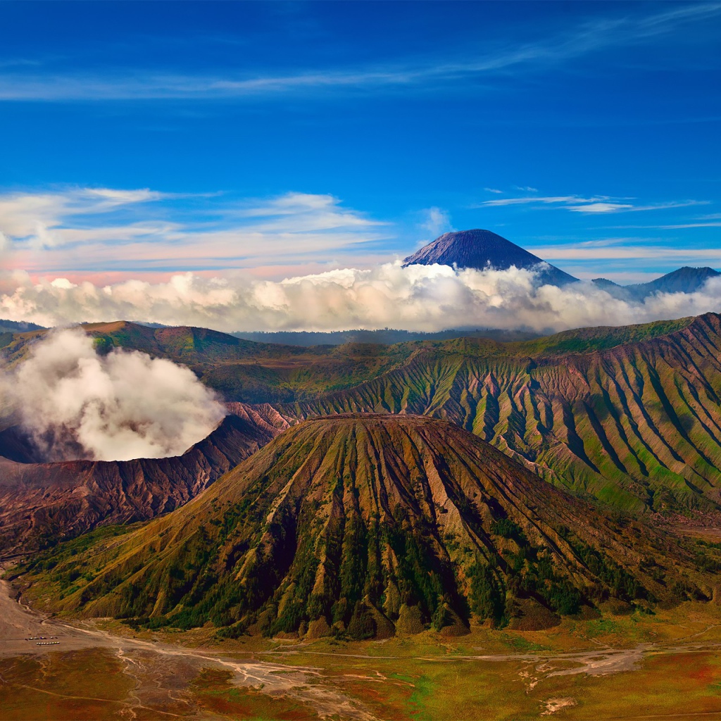 Вулкан в Индонезии