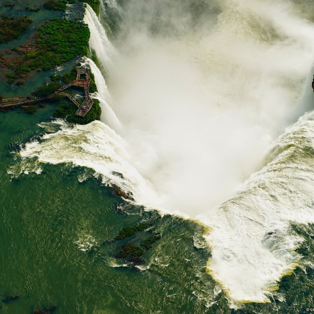 Смотровая площадка на водопаде Игуасу