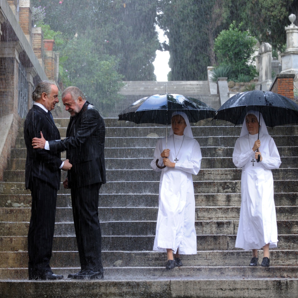 Монахи под дождем