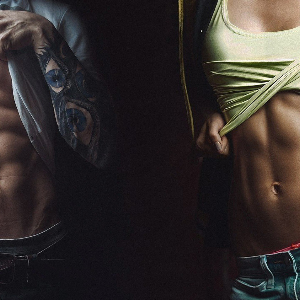 Спортивные парень и девушка