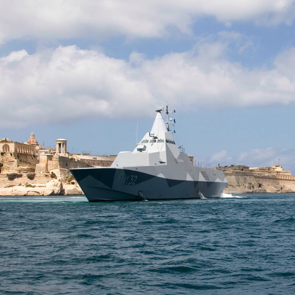 Футуристический военный корвет