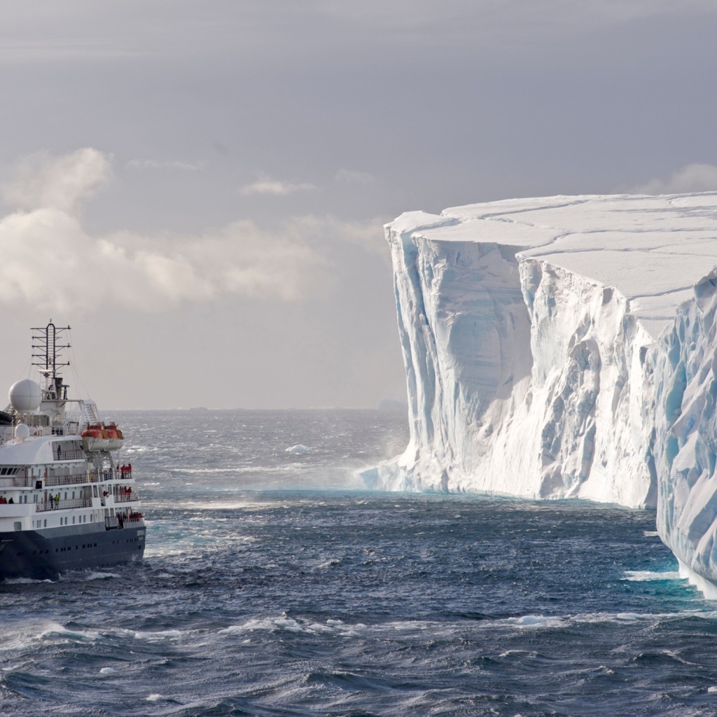 Research ship at the edge of the ice sheet