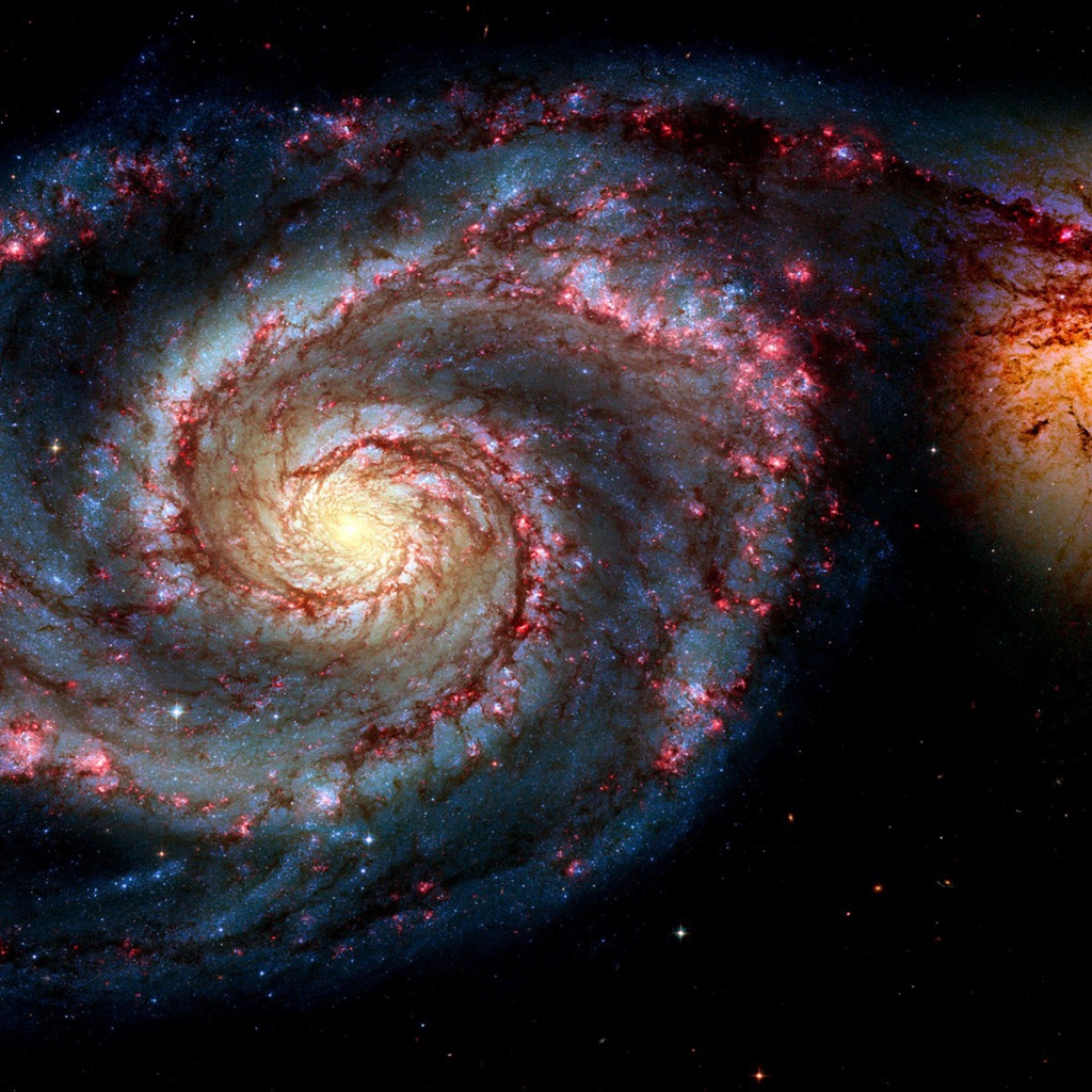 Слияние галактик в космосе