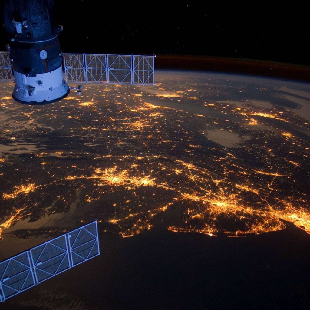 Ночная Европа из космоса