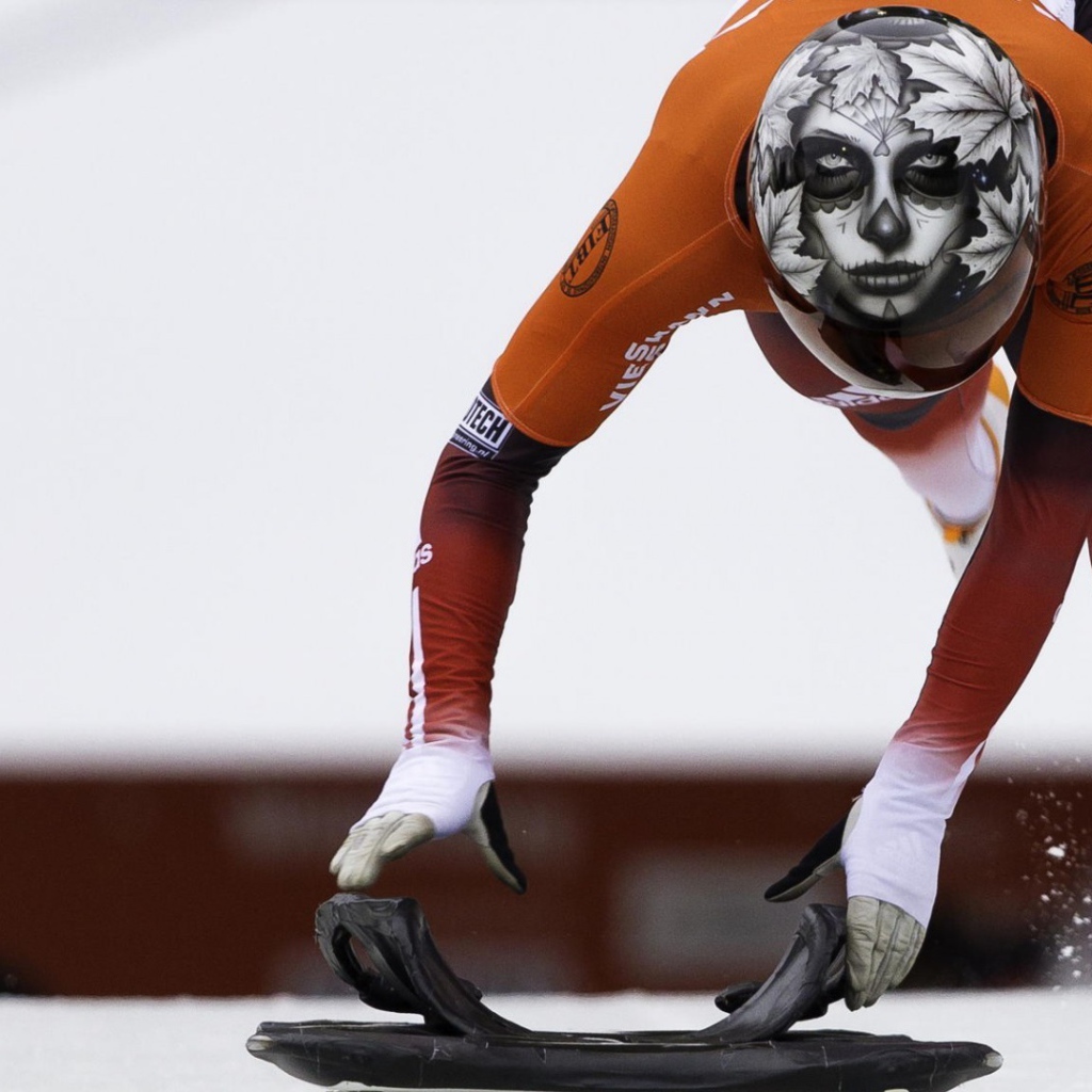 Рисунок на шлеме спортсмена