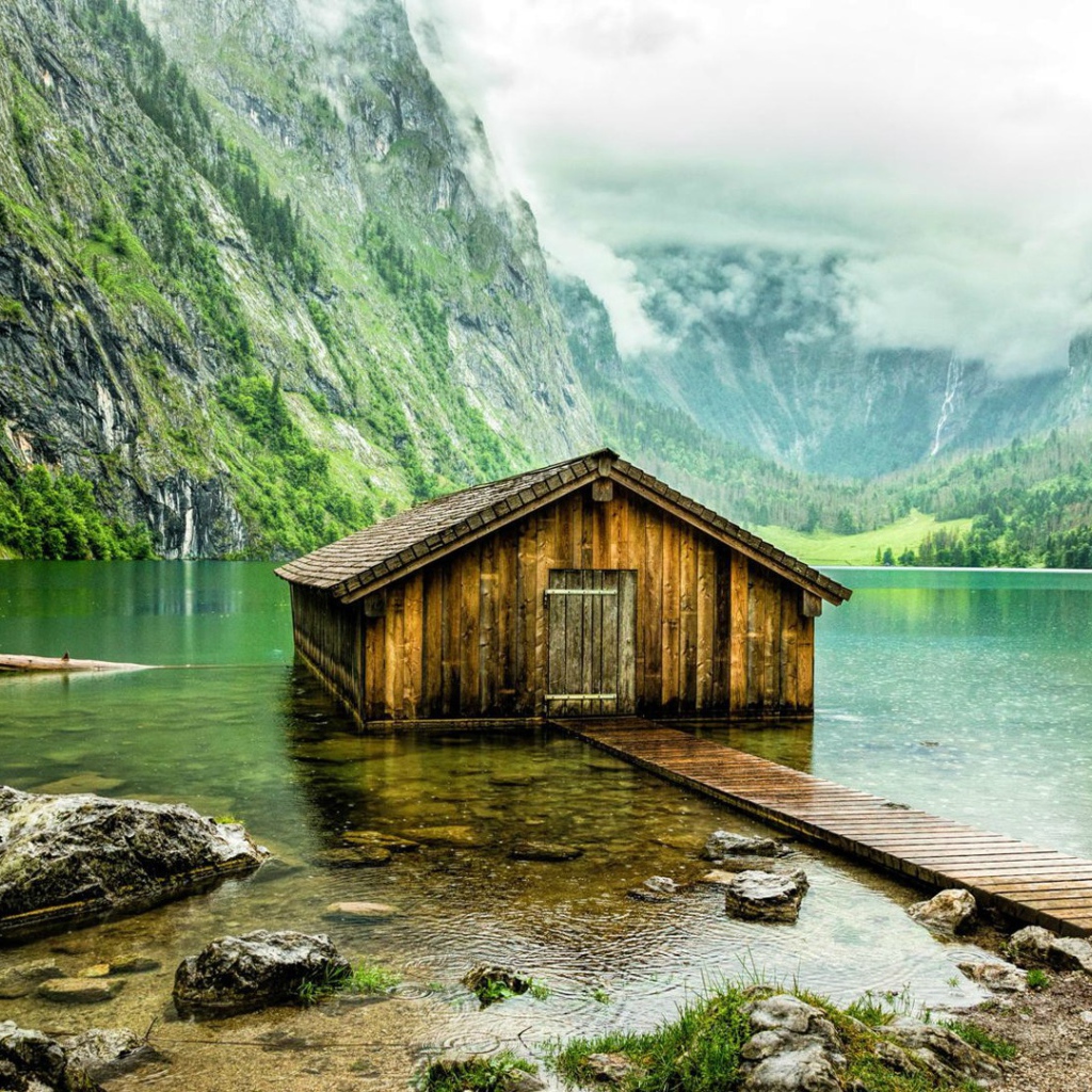 Озеро Оберси в Баварии Германия