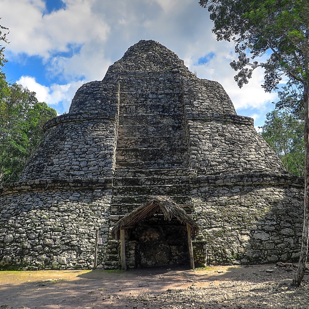 Храм цивилизации Майя в Мексике