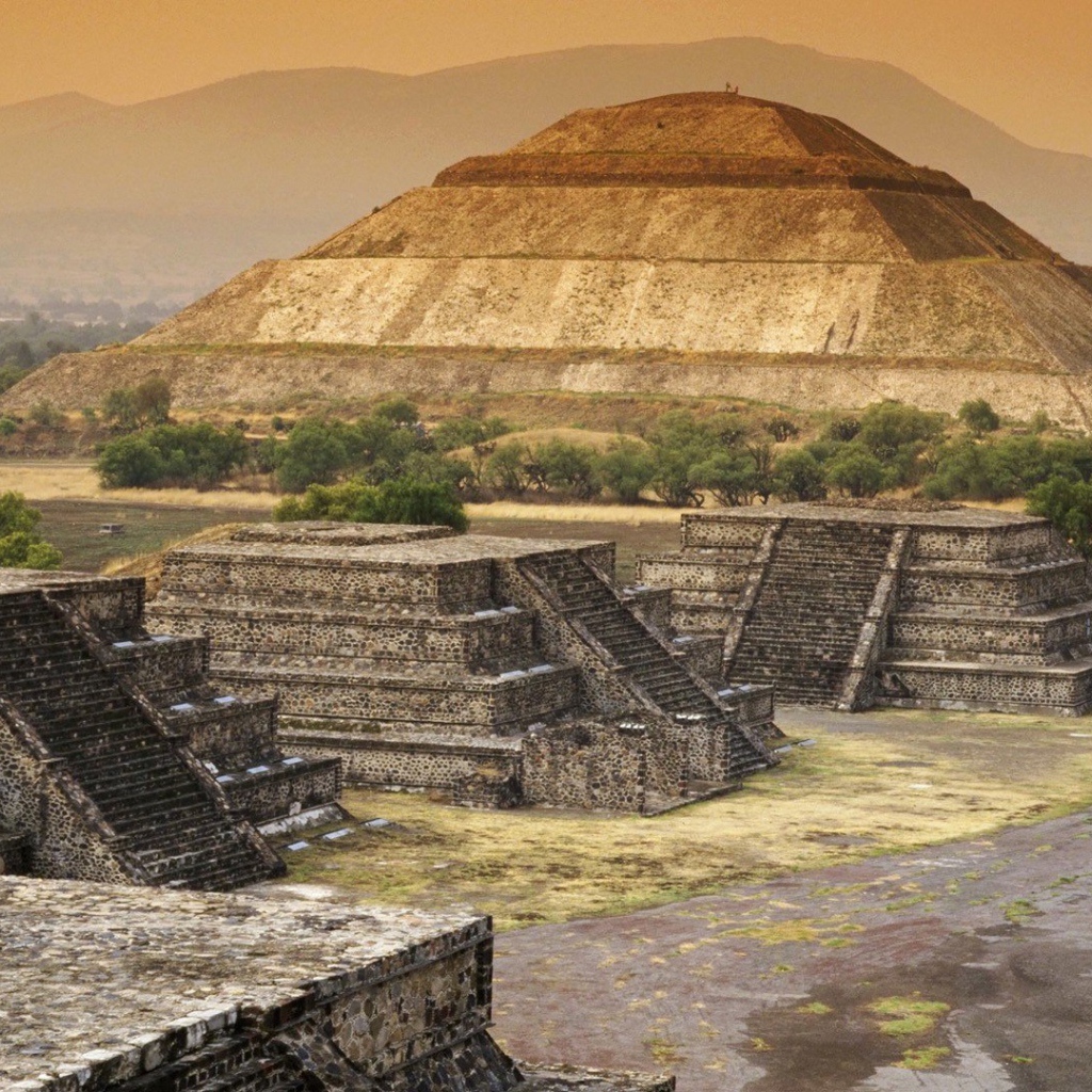 Pyramid of the Sun. Teotihuacan, Mexico