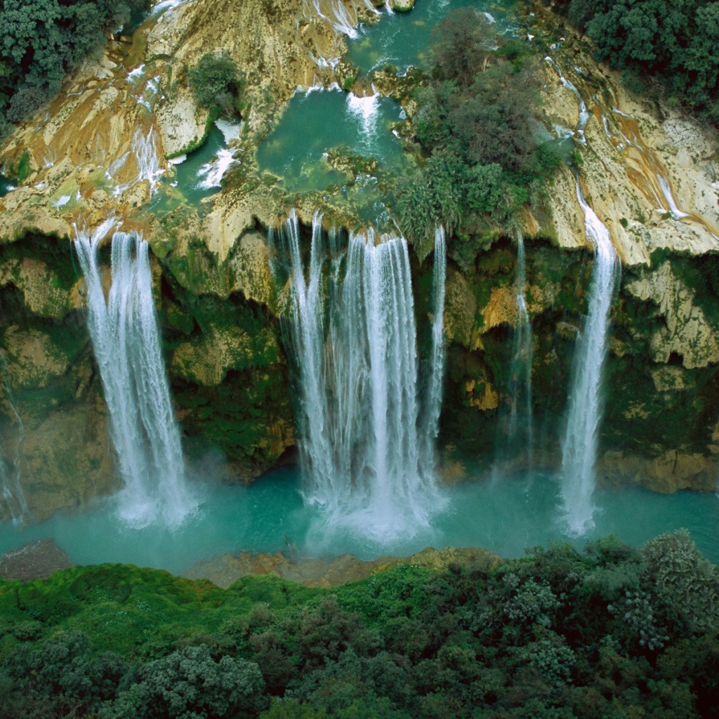 Водопад в Мексике