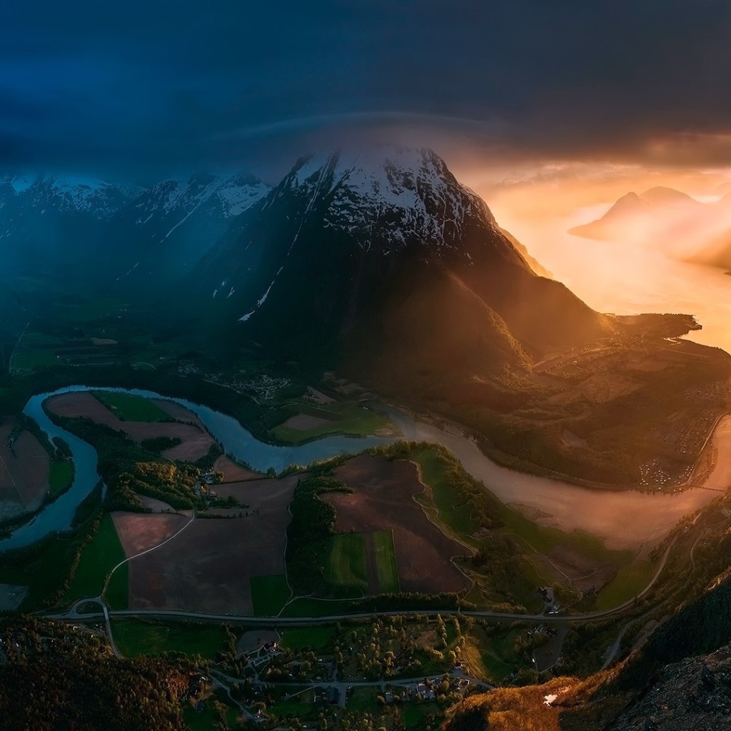 Местность Гейрангер в Норвегии