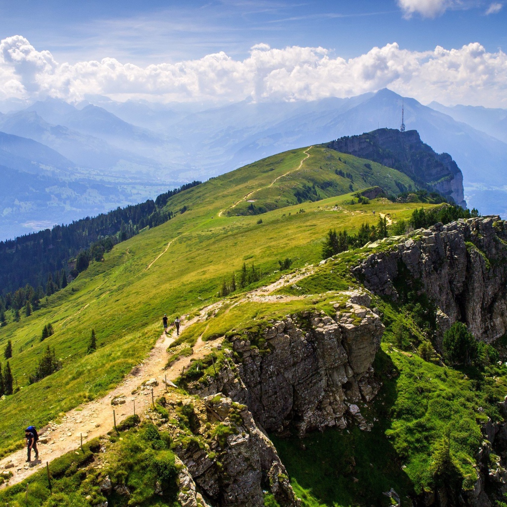 Пешие прогулки в горах Швейцарии
