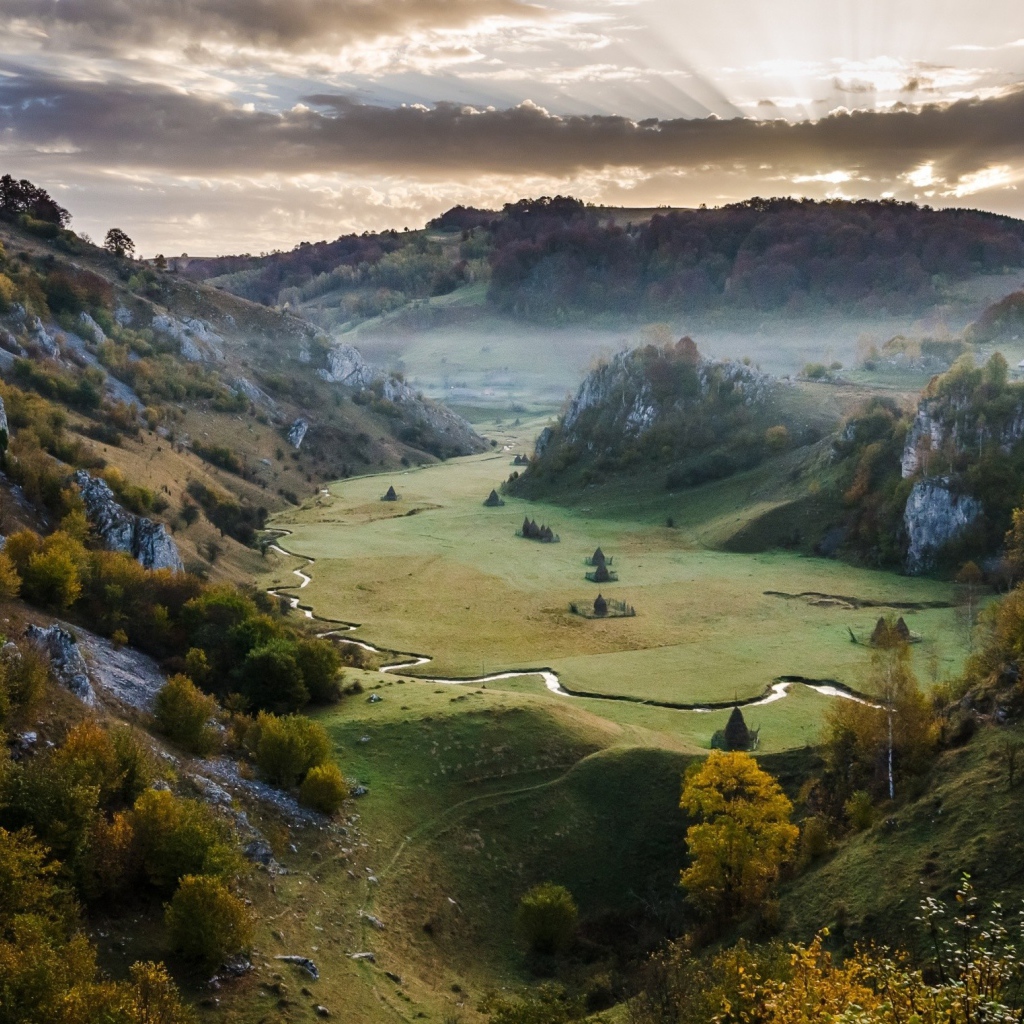 Горная долина в Румынии
