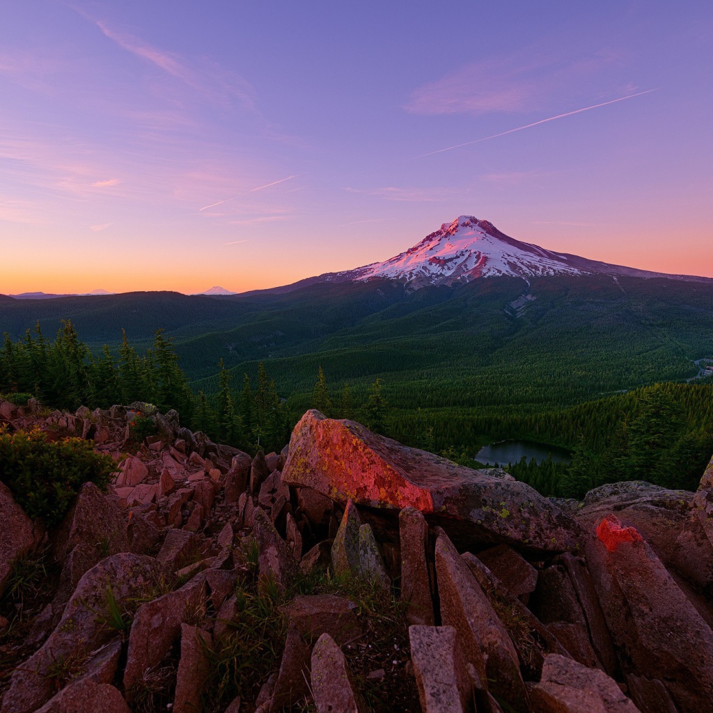 Гора среди равнины, Орегон