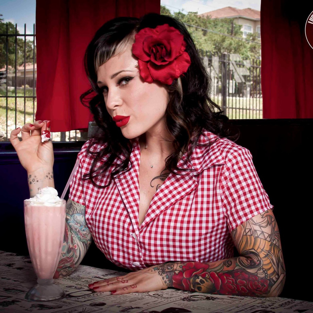Girl eating ice cream in tattoo