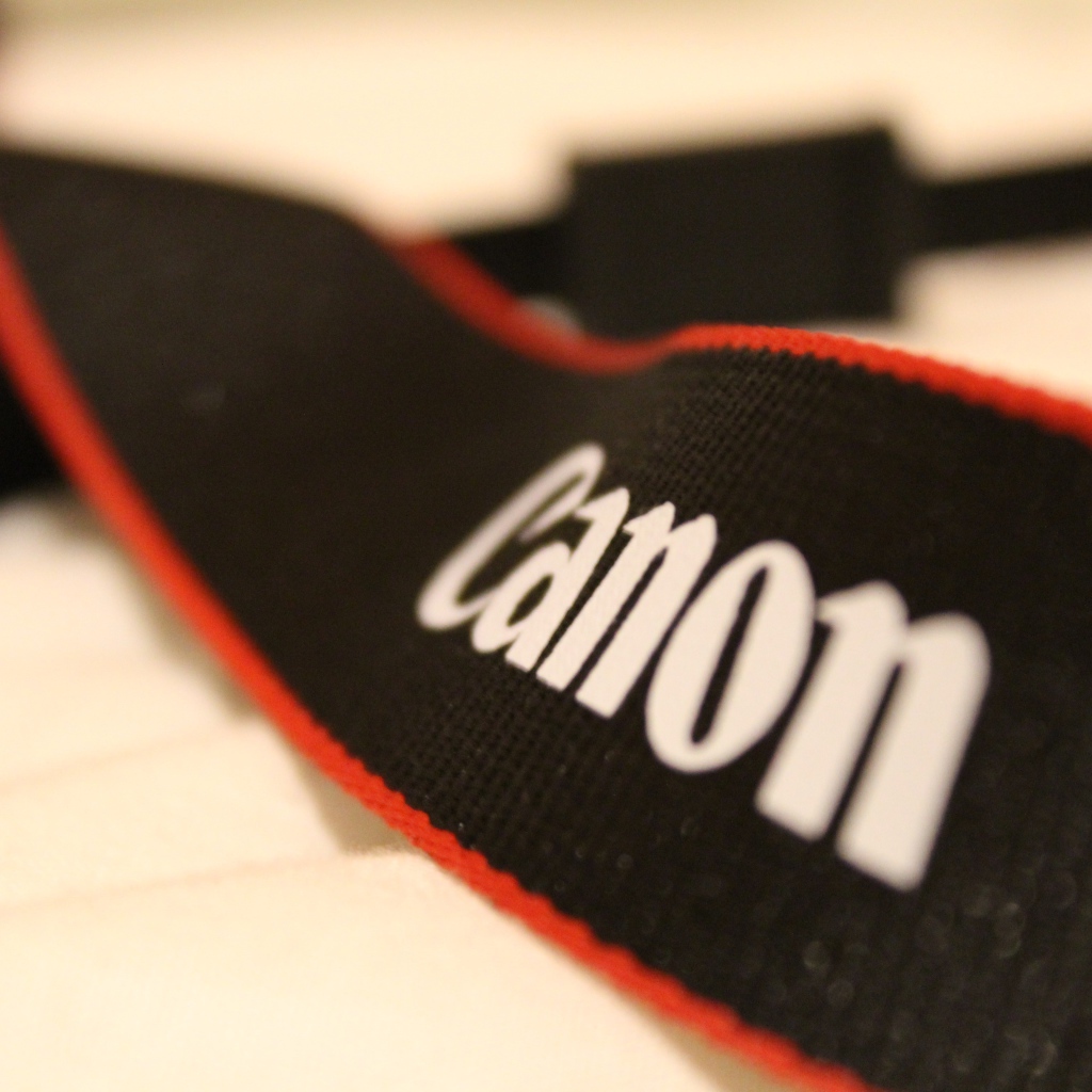 Ремешок от фотоаппарата Кэнон