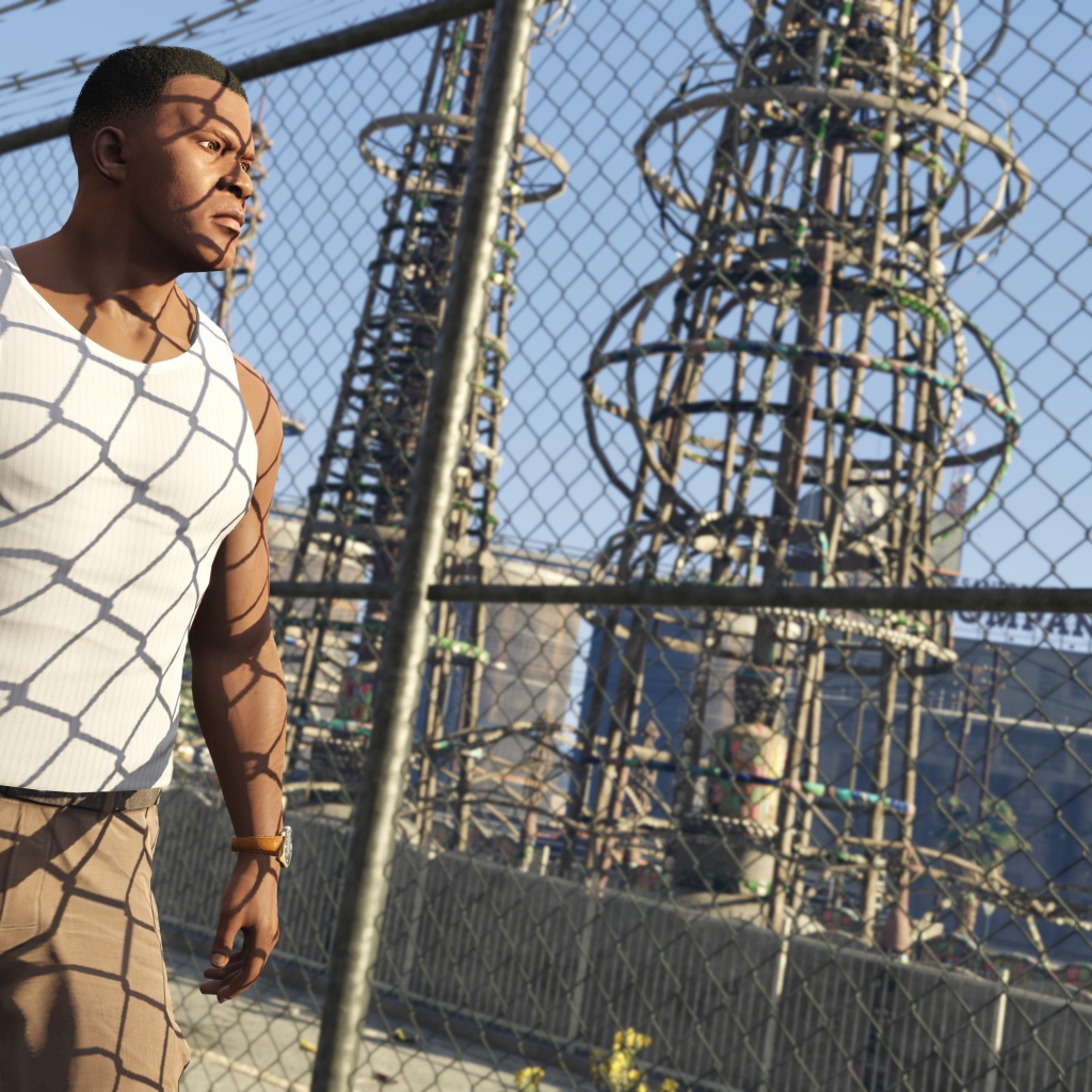 The hero of the game Grand Theft Auto V at the gate