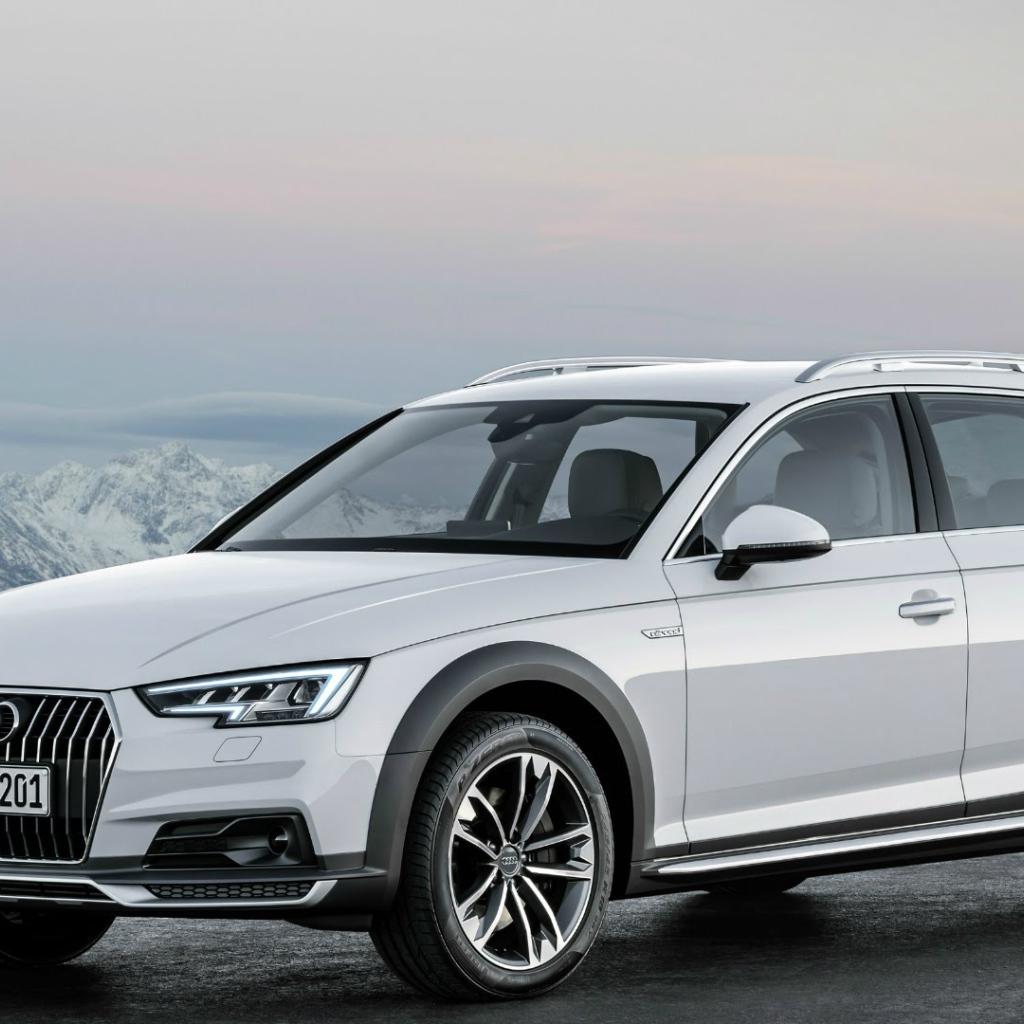 Автомобиль Audi A4 модель 2017 года