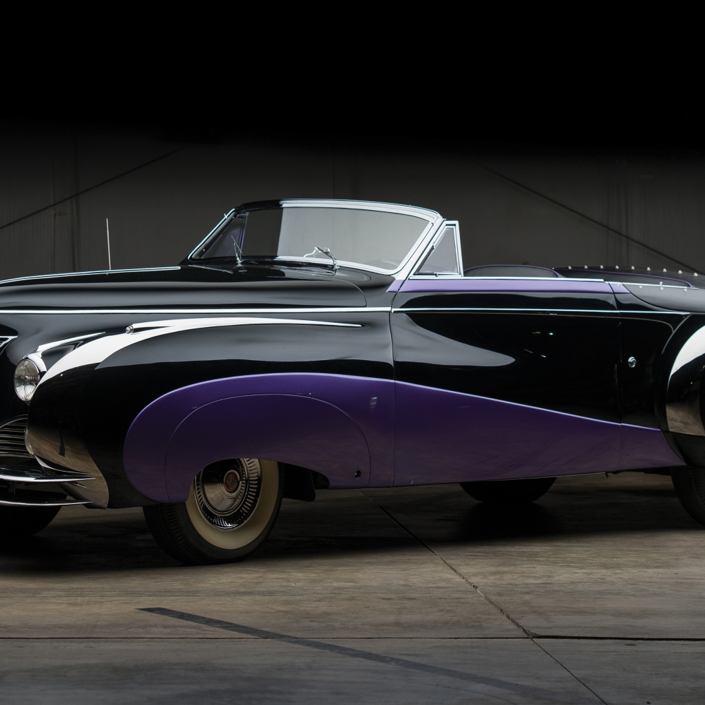 Стильный ретро автомобиль Cadillac Series 62 Classic Convertible