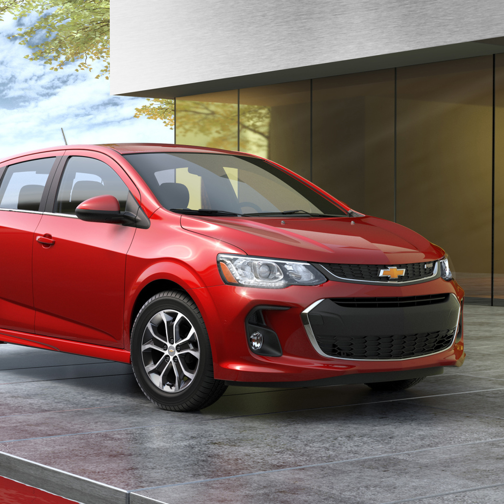 Стильный красный Chevrolet Introduces Sonic 2017 года 